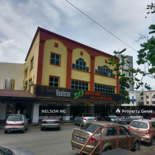 Seri Kembangan Pusat Perdagangan, Selangor