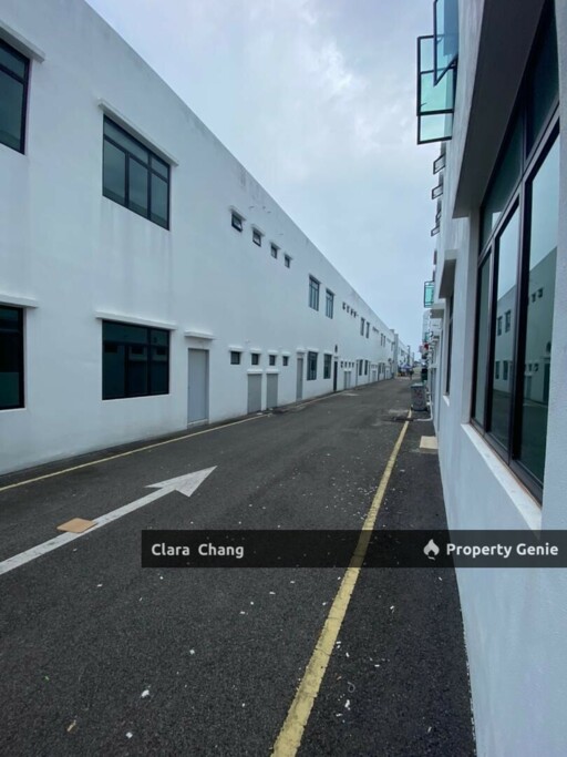 Taman Kluang Perdana Double Storey Shoplot for Rent