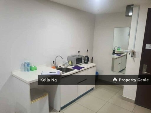 Trefoil Studio Unit At Setia Alam Shah Alam For Slae