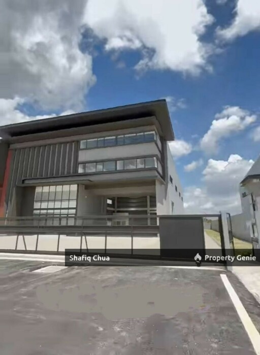 Semi Detached Factory Elmina Business Park For Sale