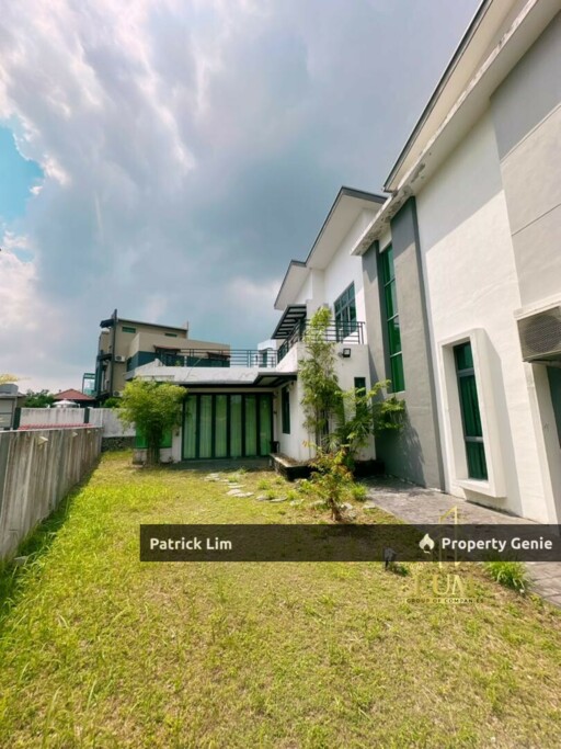 Vista Kirana Double Storey Bungalow Villa For Sale