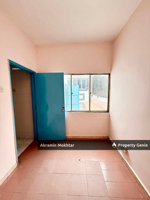 Freehold, End Lot & Renovated | Double Storey Bandar Puchong Jaya , Puchong