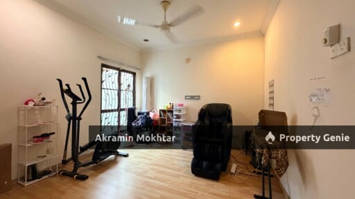 Freehold, Renovated & Partially Furnished | 2 Storey Superlink Putra Heights, Subang Jaya
