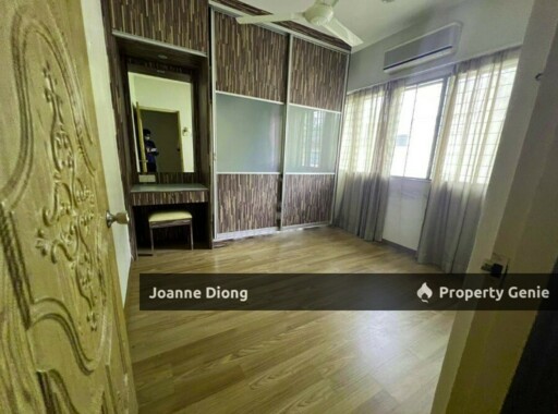 Jalan Maarof Bangsar-Double Storey House