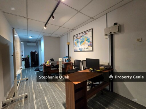 1.5 Storey With CF Link Factory For Sale @ Bukit Kemuning Sek 34