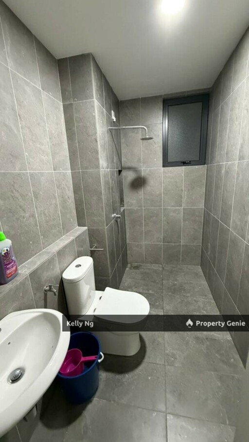 D'Sini Residence With Balcony/3 Parking Lot & Fully Furnished Unit At Taipan Setia Alam Shah Alam For Rent