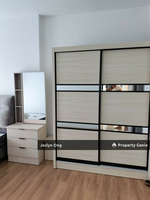 Simple...Low-density...Easy Connection