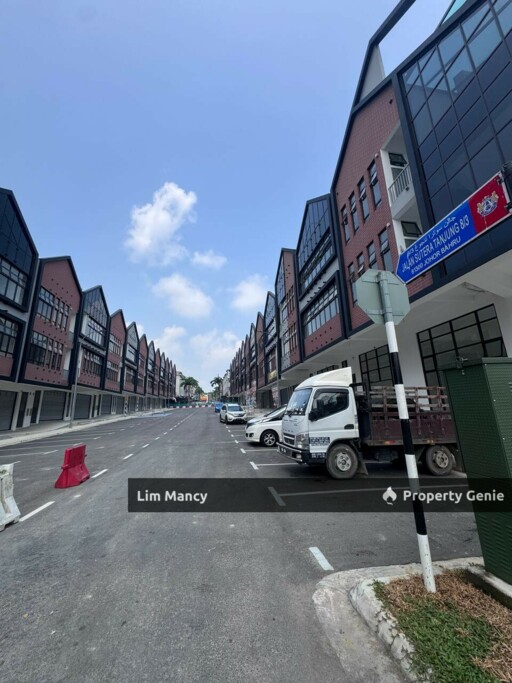 Sutera Square @Taman Sutera Utama Three Storey Shoplot Close to Sutera Mall