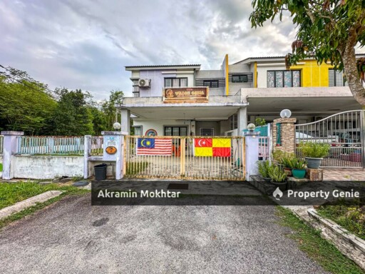 Freehold | 2 Storey CORNER LOT TAMAN SEMENYIH PARKLANDS, BERANANG