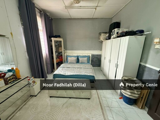 Double Storey House Taman Desa Anggerik Nilai
