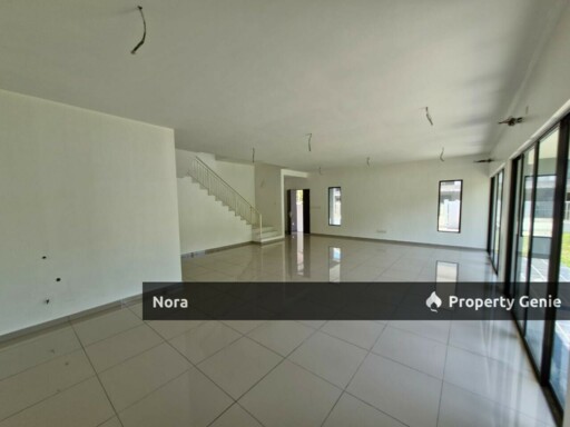 FOR SALE | EXCLUSIVE CORNER LOT LAMAN DELFINA, NILAI IMPIAN