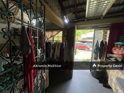FREEHOLD, FACING OPEN & EXTENDED | 2 Storey Kemboja Bukit Sentosa