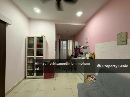 Corner Lot & Facing Open &  Furnished : 2 Storey Elmina Green 1