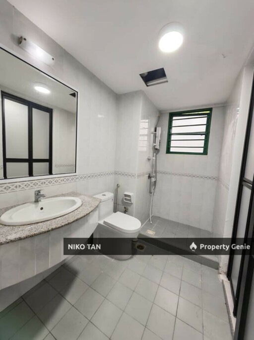 [GATED]The Straits View Condo Permas Jaya For Rent