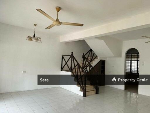 Gunung Rapat, Taman Taufik Double Storey for Sale