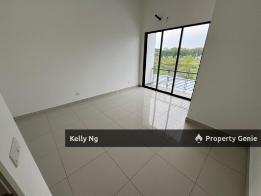 Double Sty Brand New House At Robin Bandar Rimbayu For Sale
