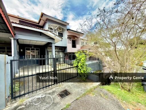 2 Storey Terrace AT Taman Seroja, Bandar Baru Salak Tinggi, Sepang Selangor