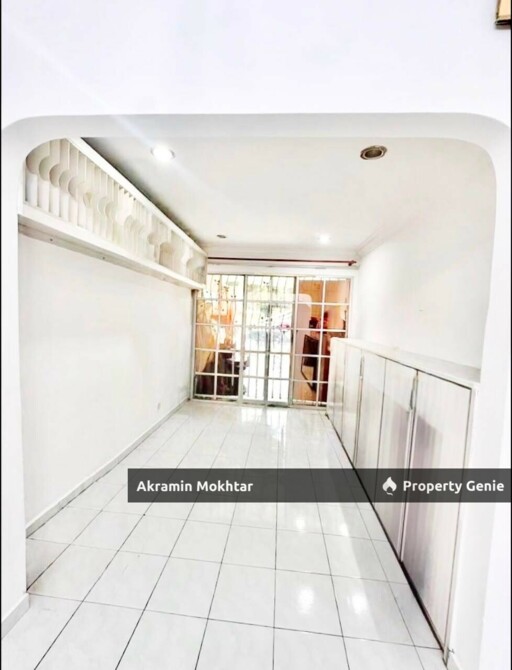 Facing Open, Fully Renovated & Near School | Double Storey, Seksyen 19 @ Shah Alam