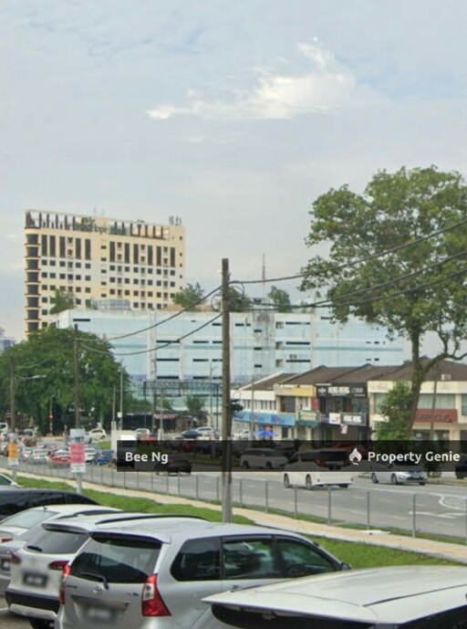 Taman Ungu Tun Aminah / Jalan Perwira / 2 Storey Shop / Facing Main Road