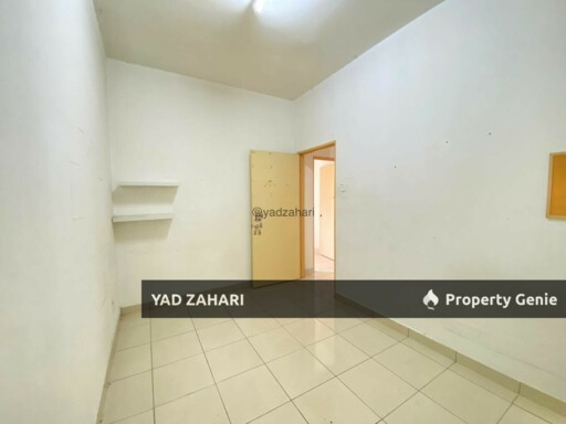 Sri Ixora Apartment, Kajang | RM300K - Freehold With Strata Ready And Semi Furnished Unit