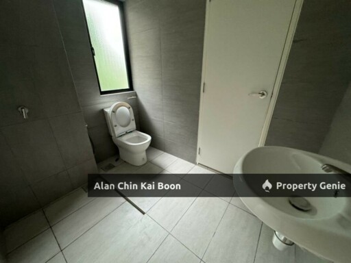 Nassim Heights Ampang Selangor 3 Storey Terrace House For Sale
