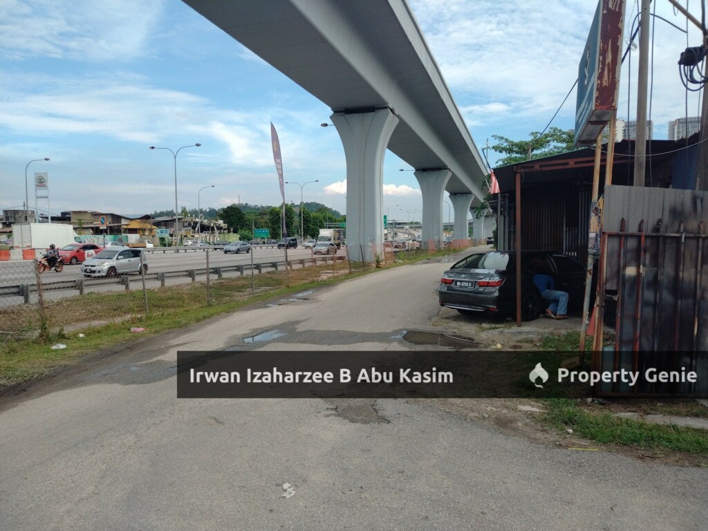 Tanah untuk disewa, 30 meter dari Jalan Besar, Susur Bandar Tun Hussein Onn, Balakong dan Pekan Batu 9 Cheras, Batu 10, Jalan Cheras Kajang.