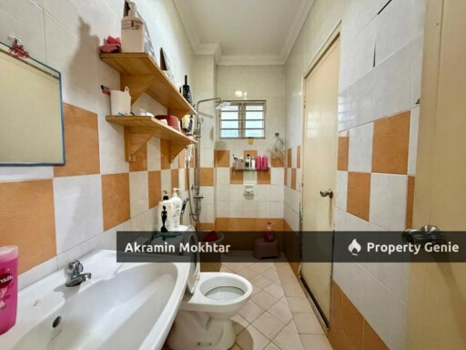 Freehold & Renovated | Double Storey Taman Prima Saujana, Kajang