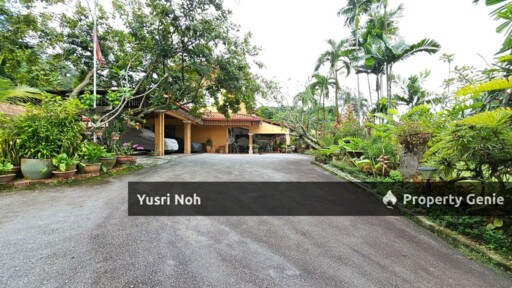 Freehold Double Storey Bungalow With Huge Land @ Bukit Gasing, Petaling Jaya