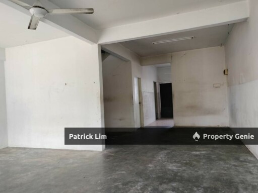 Taman Seri Pelangi Double Storey House (For Rent)