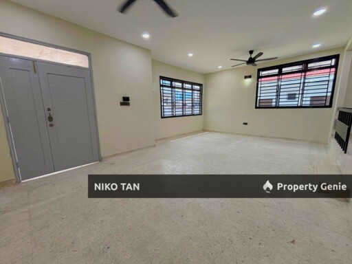 Jalan Cermat Double Storey Semi D Taman Pelangi For Sale
