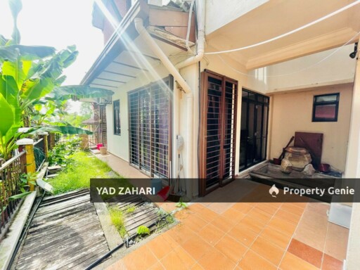 Bukit Jelutong, Shah Alam | 2-Storey Terrace 5 Bedrooms | RM1.4M - Freehold, Non Bumi & With Loteng