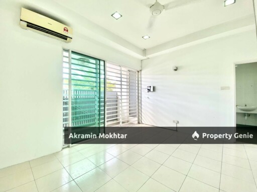 FREEHOLD & RENOVATED | Double Storey Terrace@Nadayu 92, Kajang