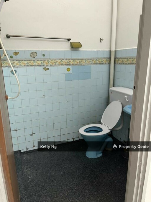 Double Sty House At Taman Klang Utama For Rent