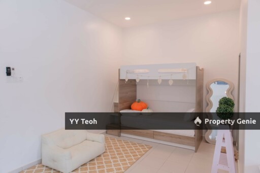 RENOVATED Pulau Gadong Double Storey Semi-D