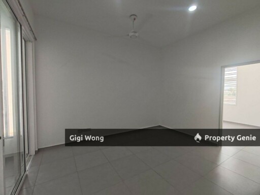 For Rent Double Storey Endlot House