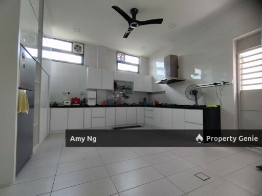 Nice View Super SIze 👨‍✈️3 Storey Semi D For Sale