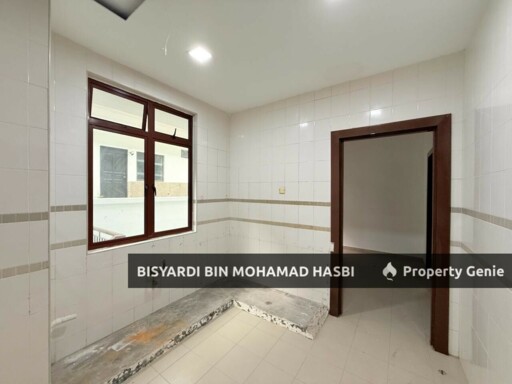 2.5 Storey Bungalow House Jalan Elitis Dahina, Valencia Sungai Buloh.