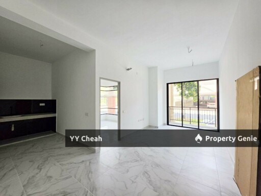 Ipoh Garden Condo For Sale, New Unit, Ground Floor RM250k Only