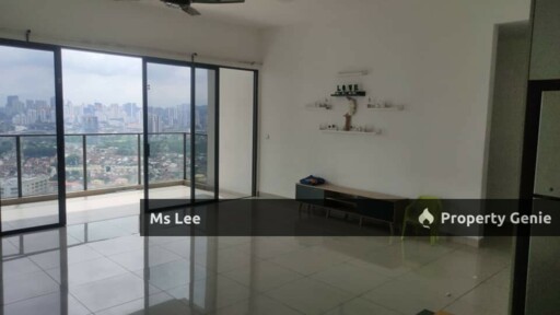 Lakeville Residence with KLCC & KL Tower View - Sale Below Bank Value Rm90k