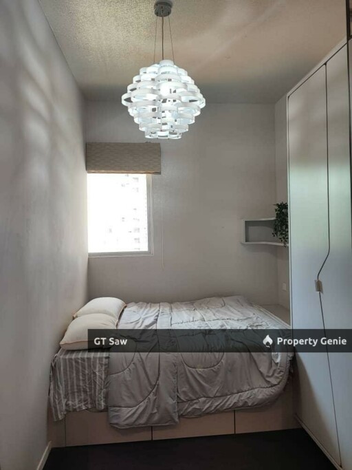 Ready move in Two Bedrooms fully furnished Mont Kiara
