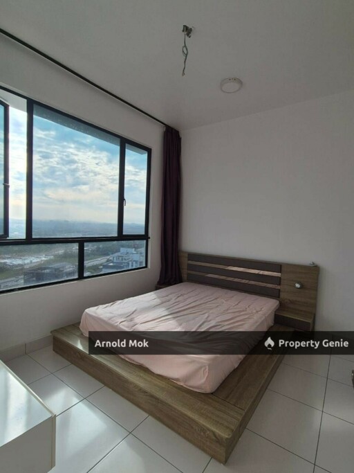 2 Bedrooms Apartment at Sky Peak at Setia Tropika for Rent