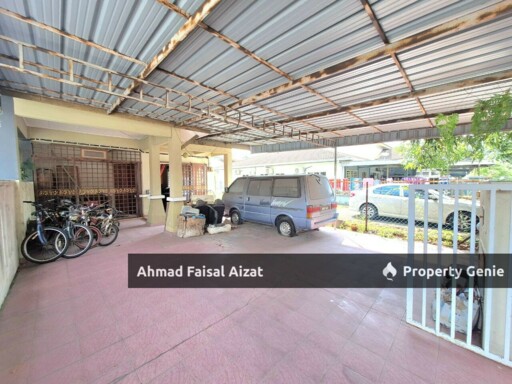 [END LOT] Taman Cenderawasih, Olak Lempit, Banting Double Storey Terrace House