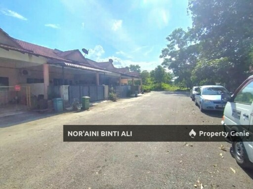 RUMAH TERES SETINGKAT UNTUK DIJUAL - Perumahan Permatang Badak Perdana, Kuantan.