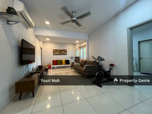 Cornerlot 2 Storey Jalan Mahkota Putra Heights - Renovated