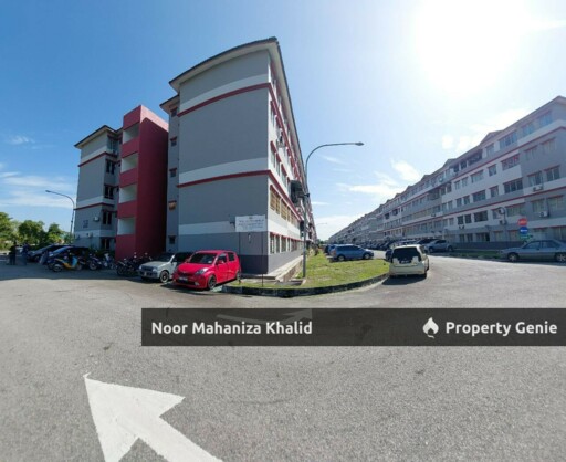 Pangsa Impian, Bandar Saujana Putra Jenjarom