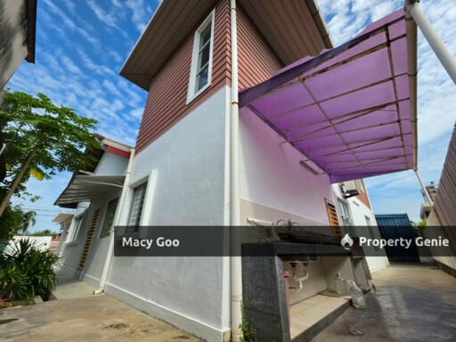 1.5 Storey Bungalow Tmn Union Klebang Besar