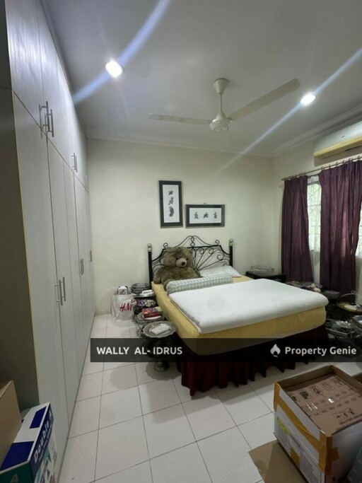 Semi D Renovated with Extra Large Land @ Section 7 Shah Alam