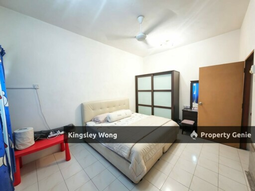Taman Mas, Falim 2.5 Storey Terrace House Near Menglembu First Garden Basic Condition