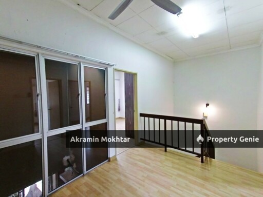 Freehold, Facing Play Ground & Renovated | 2 Storey Terrace House, Taman Pinggiran USJ 2, Subang Jaya