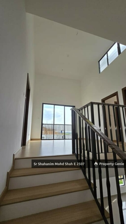 DOUBLE STOREY TERRACED HOUSE FOR SALE - SETIA SAFIRO CYBERJAYA